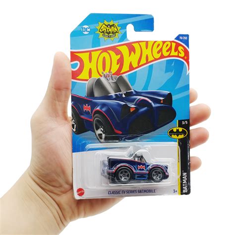 Ch I M H Nh Si U Xe Hot Wheels C Classic Tv Series Batmobil Fahasa