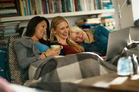 14 Amazing Lesbian TV Shows And Where To Watch Them Pridely Gay