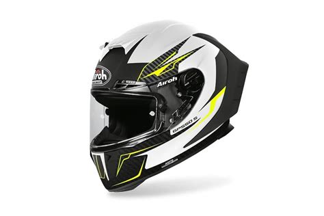 Product Review: Airoh GP550 S helmet - bikesales.com.au