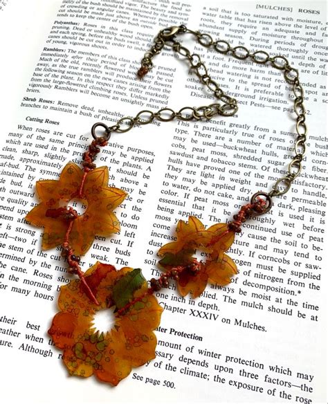 Pin By Pollet Seura On Guardado R Pido Necklace Orange Flowers Etsy