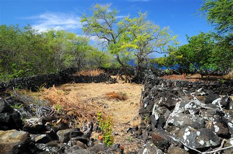 Kiilae Village A Old Hawaiian Fishing Village Perched Up Flickr