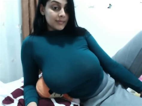 Big Tits Milf Cam Show