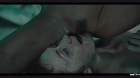 Parasite Infected Babes Catherine Knight Kelly Collins And Scarlet Skies Doing In Lesbian