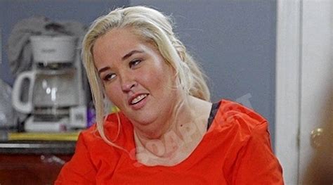 Mama June From Not To Hot Mama June At The Beach With A New Guy Where S Geno Soap Dirt