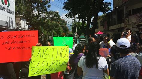 Protestan padres de familia de kínder por inseguridad Conurbados