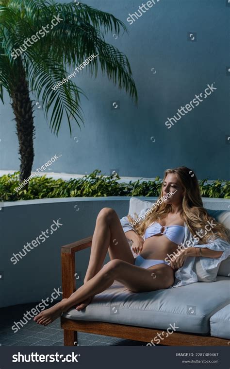Sexy Woman Elegant Bikini On Tanned Stock Photo Shutterstock