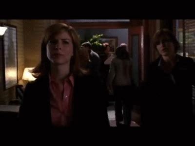 L&O SVU / Casey Novak, Olivia Benson / Beautiful on Make a GIF