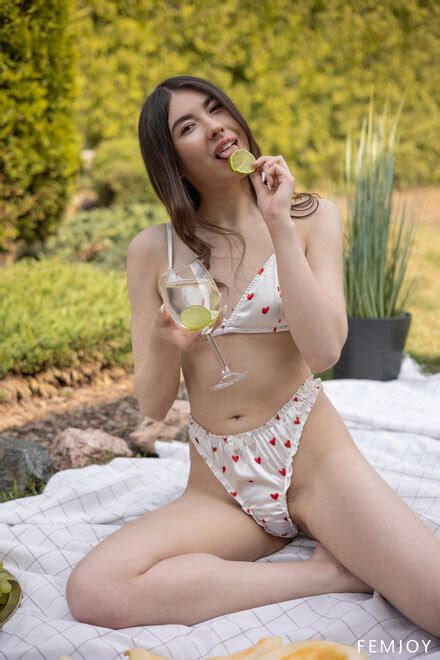 Amateur Girl XL Da Bbe Porn Pic