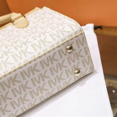 Miss Keith Bag, Women's Fashion, Bags & Wallets, Shoulder Bags on Carousell