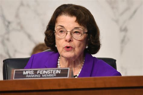 Feinstein Says She Hasn T Considered Leaving Senate Early Senate Sacramento Kevin De Leon Age