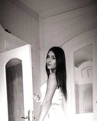 Anastasija Raznatovic Daughter Of Serbian Singer Ceca Porn Pictures XXX Photos Sex Images