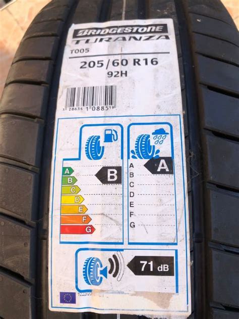 205/60/16 Bridgestone ljetna