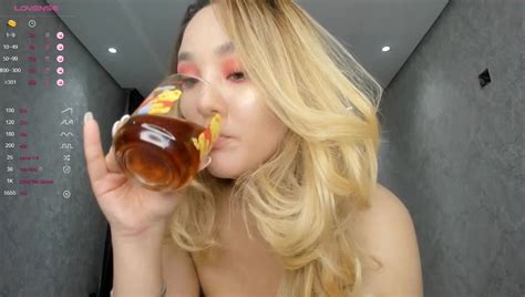 Hiro Kai Video Kinky Huge Dildo Big Boobs Dance