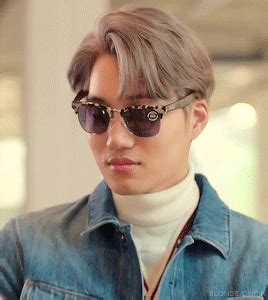 30 Day Bias Challenge DAY 1 BIAS IN SUNGLASSES KAI EXO 엑소