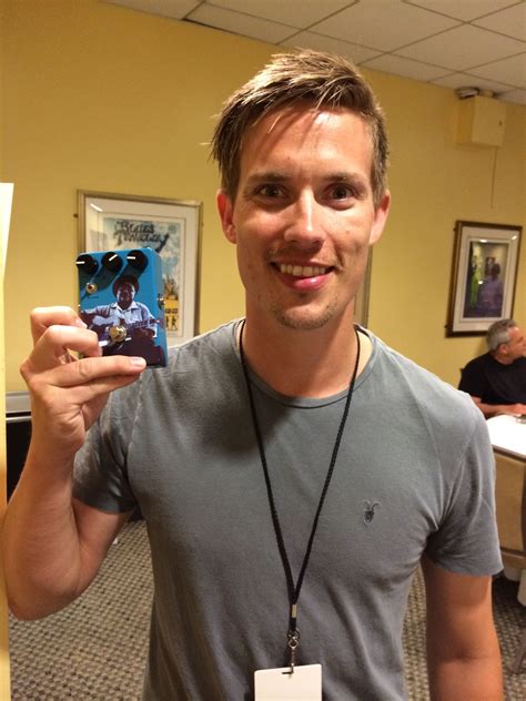 Pictures of Jonny Lang