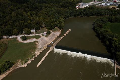 Kentucky River Locks & Dams - Abandoned