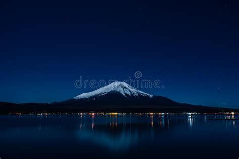 150 Mount Fuji Lake Yamanaka Night Stock Photos - Free & Royalty-Free Stock Photos from Dreamstime