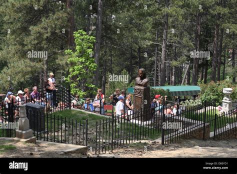 Calamity Jane And Wild Bill Hickok Graves Stock Photo Alamy