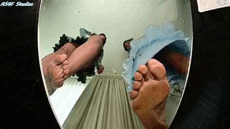 Moody Milf Domi MILF Glass POV MOV Amateur Soles Giantess And Footjobs Clips4sale