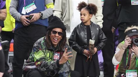 Rumi Carter Beats Sister Blue Ivy for Youngest Person on Billboard Hot