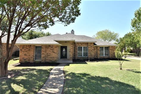 1038 Fairview Ct Mesquite TX 75181 See Est Value Schools More