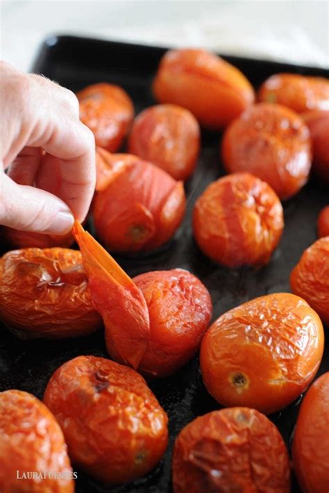 How To Peel Tomatoes The Easy Way Laura Fuentes