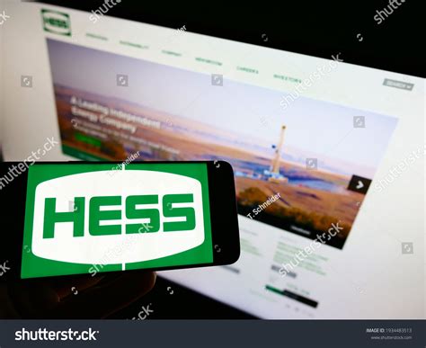 573 Hess Corporation Images, Stock Photos & Vectors | Shutterstock