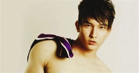 ASIAN MEN EXPOSED NUDE THAI MODEL