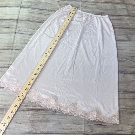 Vintage Shadowline Half Slip Pink Nude Small Gem