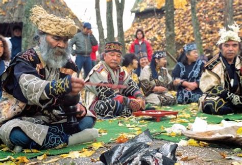 アイヌ民族の特徴とアイヌ語 草の実堂