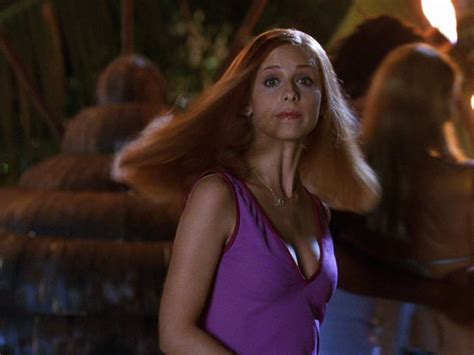 Sarah Michelle Gellar Hot Scooby Doo