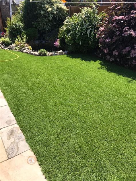 Artificial Grass Maintenance Hull Grimsby Lincoln Easigrass East