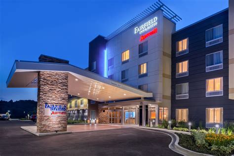 Photos of Fairfield Inn & Suites Huntington | Marriott Bonvoy