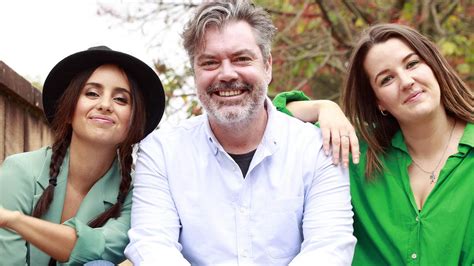 Channel 9 News Presenter Belinda Russell Pokes Fun At Her Nude Outfit Gold Coast Bulletin