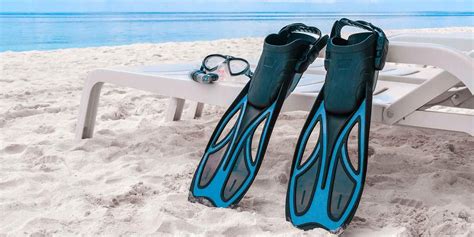 Tribord Easybreath Snorkel That Lets You Breathe Underwater Scuba