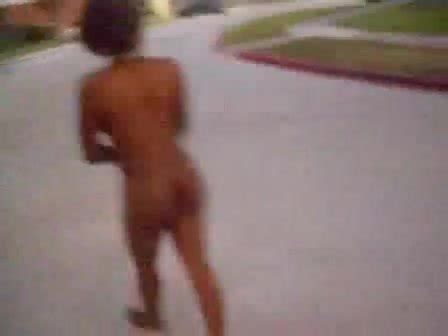 Nude Ghetto Girl Workin It ThisVid