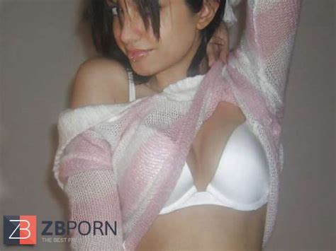 Youthful Arab Tart ZB Porn