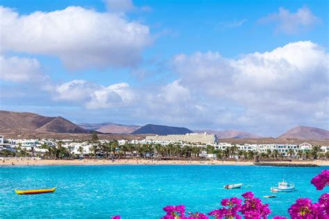 What Is Costa Teguise Like Lanzarote Guide Connect 2 Spain