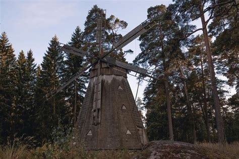 Premium Photo Old Abandoned Mill In The Woods