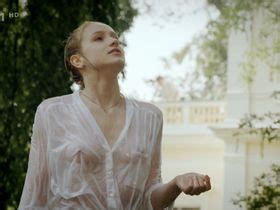 Nude Video Celebs Anna Kaderavkova Nude Stastny Novy Rok