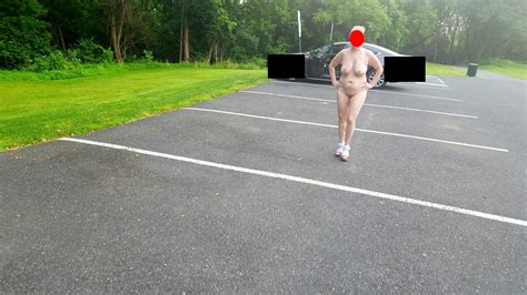 Naked Parking Lot Walk Pics XHamster