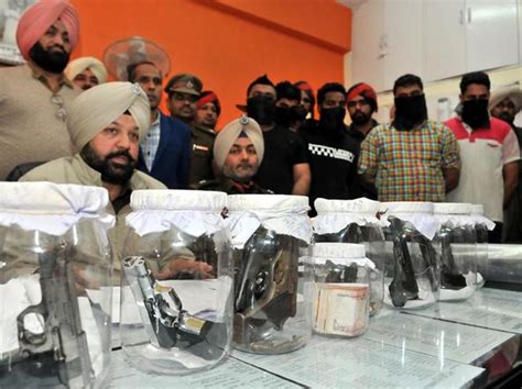 Seven Gangsters Arrested 10 Illegal Arms And 62 Live Cartridges Seized