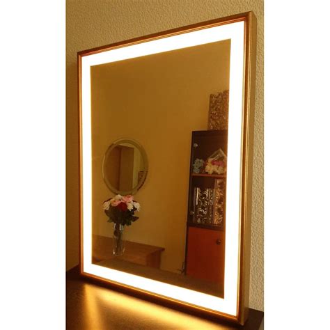 Зеркало в деревянной раме с LED подсветкой Эксл Роуз Античное золото ...