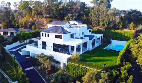 LeBron James's New $23M House in Brentwood, LA - Famous House