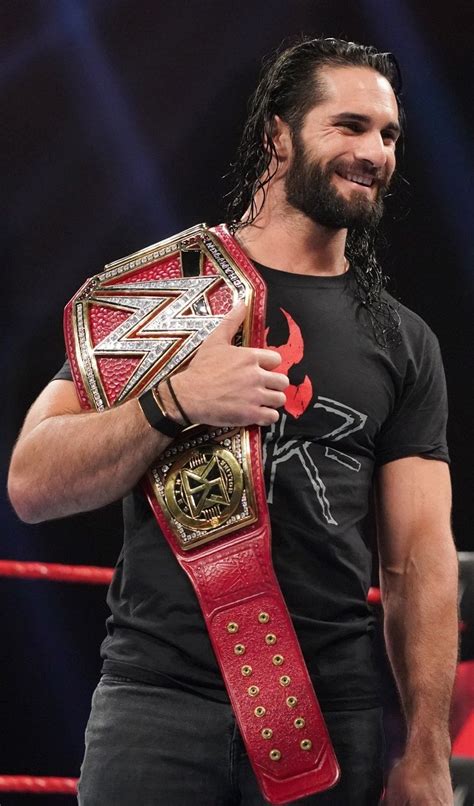 Seth and his Universal title with a smile. Wwe Seth Rollins, Seth ...