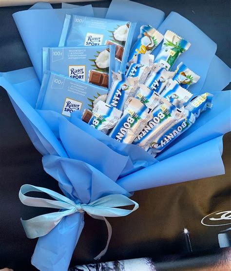 Pin by Fira on Быстрое сохранение | Diy gift set, Candy bouquet, Diy ...