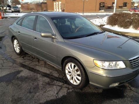 Purchase used 2006 Hyundai Azera Limited Sedan 4-Door 3.8L in Zionsville, Indiana, United States ...