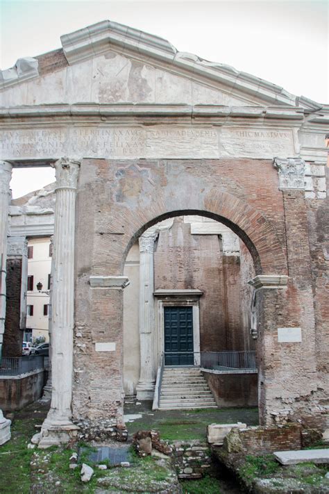 Il Portico Dottavia Storia E Curiosità Il Giardino Romano