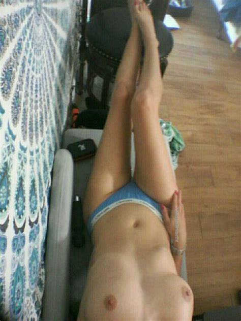 Potato Quality Photo Long Lickable Legs Self Porn Pic