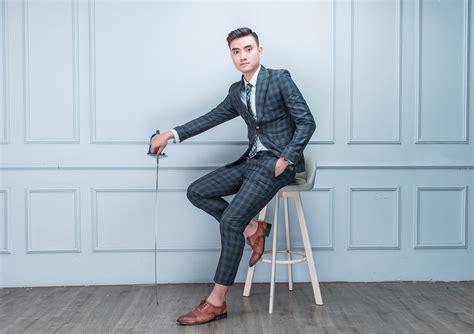 Hot boy cầm lá cờ Việt Nam tại lễ khai mạc SEA Games Nhan sắc cực phẩm huy chương vàng chỉ